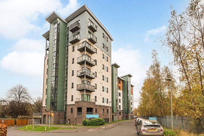 2 Bedroom Flat To Rent In Lochend Park View, Edinburgh, EH7
