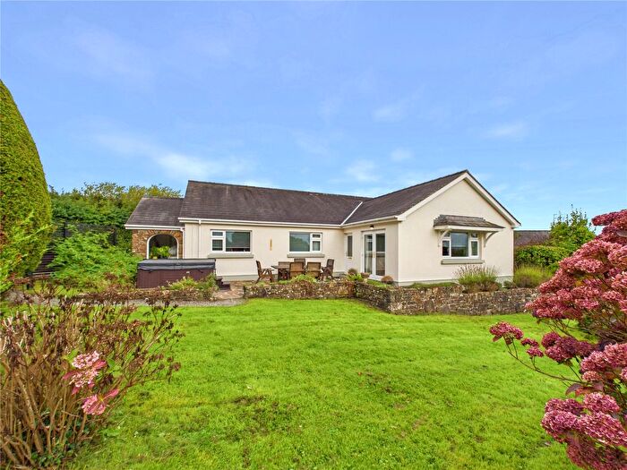 3 Bedroom Bungalow For Sale In Summerhill Crest, Amroth, Narberth, Pembrokeshire, SA67
