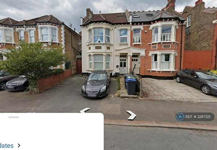 1 Bedroom Flat To Rent In Venner Road, London, SE26