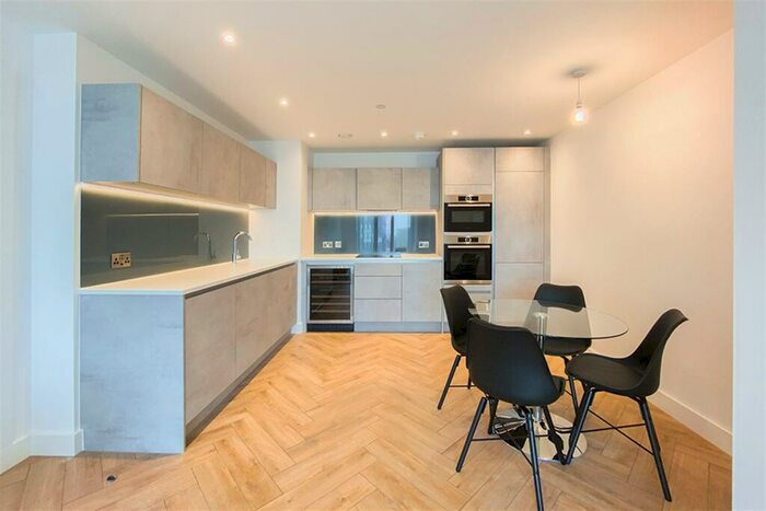 2 Bedroom Apartment To Rent In Elizabeth Tower, M15