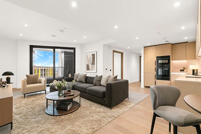 3 Bedroom Property To Rent In One Linear Place, Nine Elms, SW11