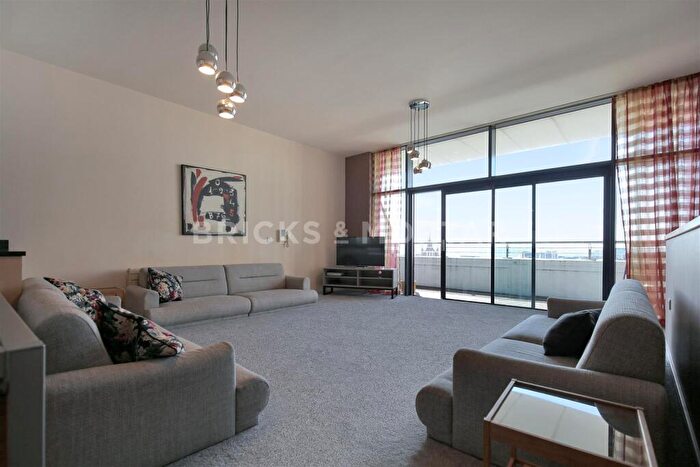 3 Bedroom Penthouse To Rent In *Penthouse* Pilgrim Street, Newcastle Upon Tyne, NE1