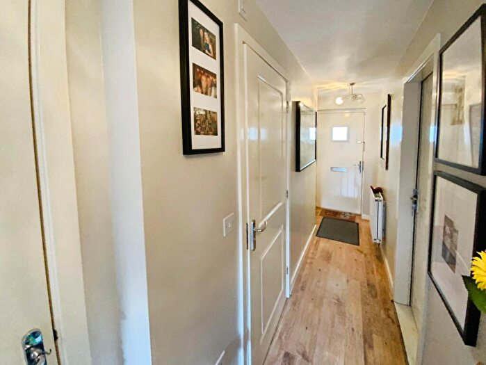 3 Bedroom Terraced House For Sale In Dovestone Way, Kingswood, Hull, HU7