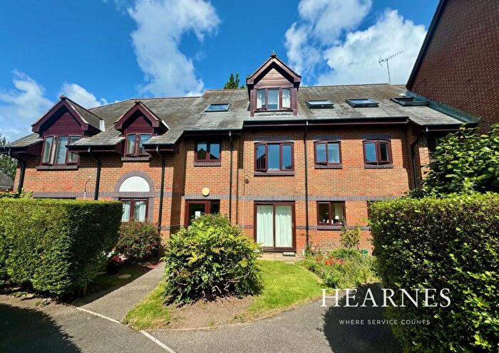 1 Bedroom Retirement Property For Sale In Vallis Close, Baiter Park, Poole, BH15