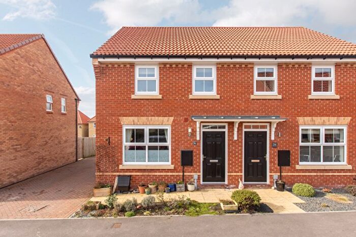 3 Bedroom Semi-detached House For Sale In Derwent Road, Pickering, YO18