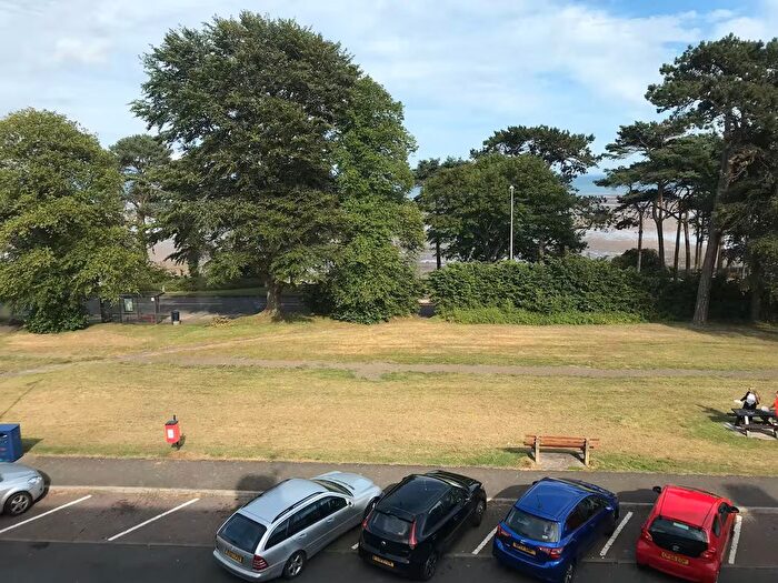 2 Bedroom Flat To Rent In Alderwood Road, Swansea, SA3