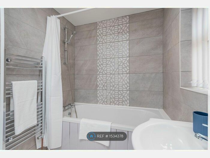 2 Bedroom Terraced House To Rent In Caludon Road, Coventry, CV2