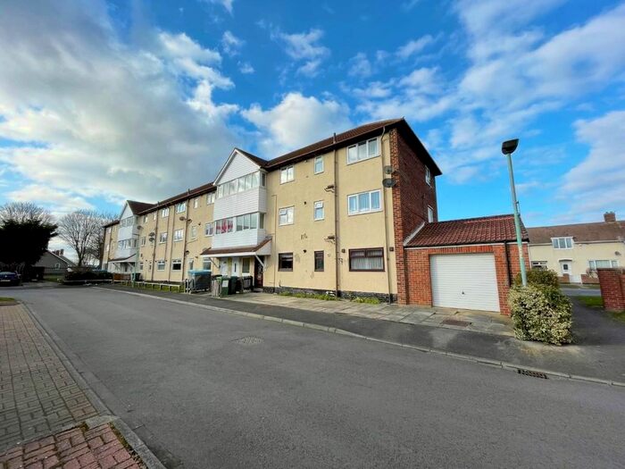 2 Bedroom Flat For Sale In Wynyard Mews, Owton Manor, Hartlepool, TS25