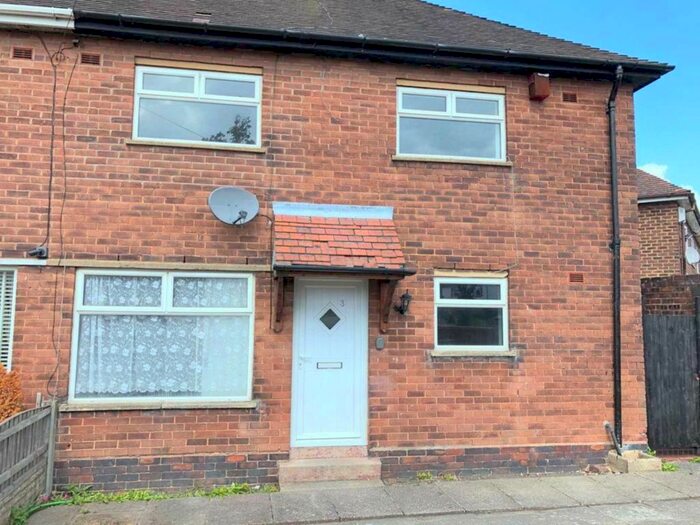 3 Bedroom Semi-Detached House To Rent In Mossland Road, Longton, ST3