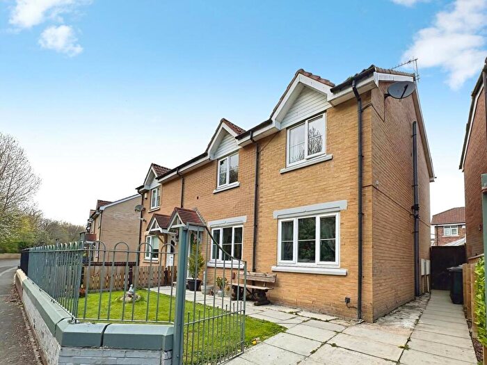4 Bedroom Semi Detached House For Sale In Braydon Drive, North Shields, Tyne And Wear, NE29
