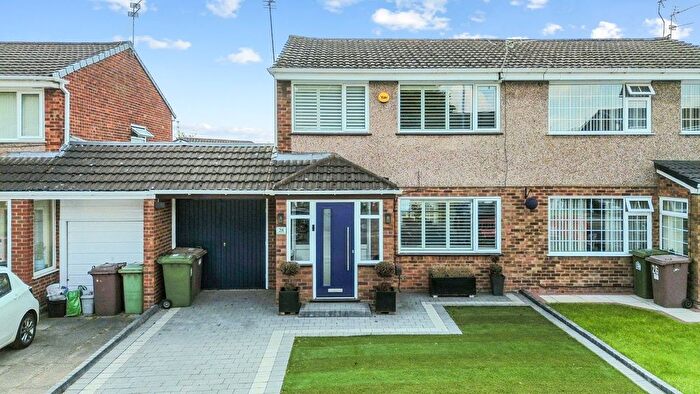 3 Bedroom Semi Detached House For Sale In Sherman Drive, Rainhill, L35