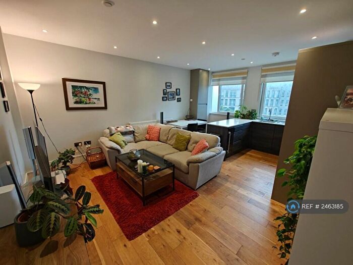 2 Bedroom Flat To Rent In Wilder Street, Bristol, BS2