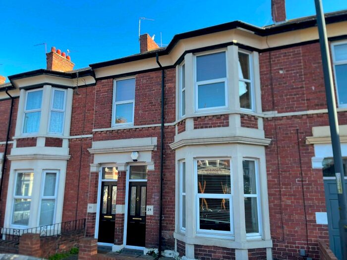 3 Bedroom Flat To Rent In Trevor Terrace, North Shields, NE30
