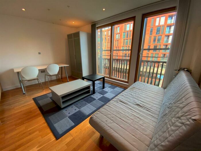 Studio To Rent In Vantage Quay, Brewer Street, Piccadilly, M1