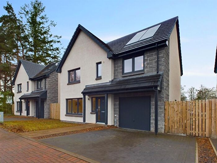 4 Bedroom Detached House For Sale In Netherton Road, Meigle, PH12