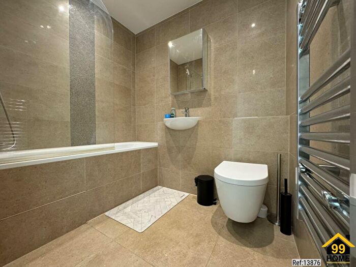 1 Bedroom Flat To Rent In Apex House, St. Albans, St, AL1