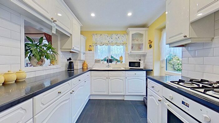 3 Bedroom Semi-Detached House For Sale In Matthews Close, Deal, CT14