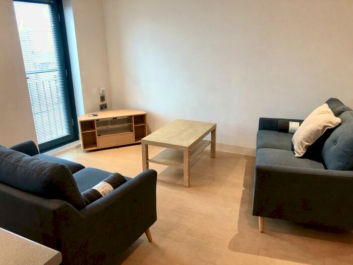 2 Bedroom Apartment To Rent In The Habitat, City Centre, NG1