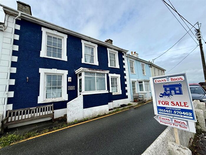 3 Bedroom House For Sale In Rock Street, New Quay, SA45