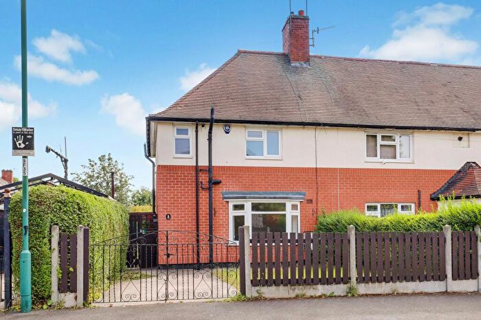 3 Bedroom End Of Terrace House For Sale In Fenton Drive, Nottingham, NG6