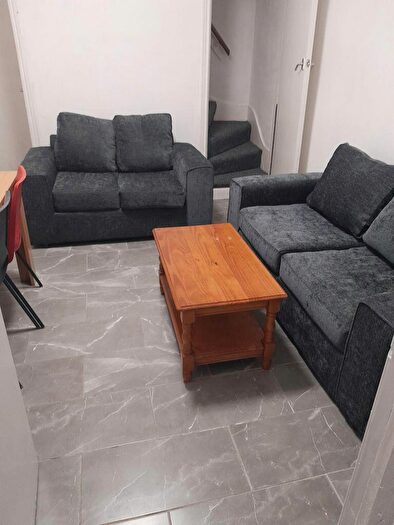 4 Bedroom House To Rent In George Road, B29