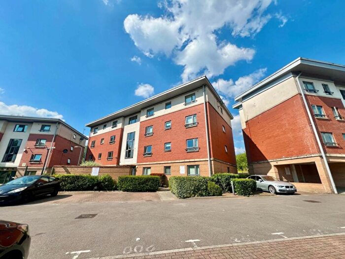 2 Bedroom Flat To Rent In West Cotton Close, Northampton, NN4