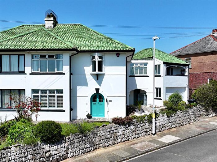 4 Bedroom Semi Detached House For Sale In Glentor Road, Plymouth, PL3