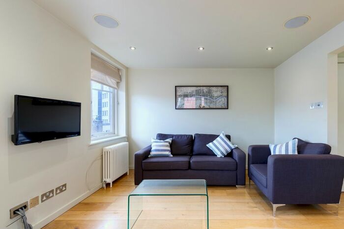 2 Bedroom Flat To Rent In Mercer Street, London, WC2H