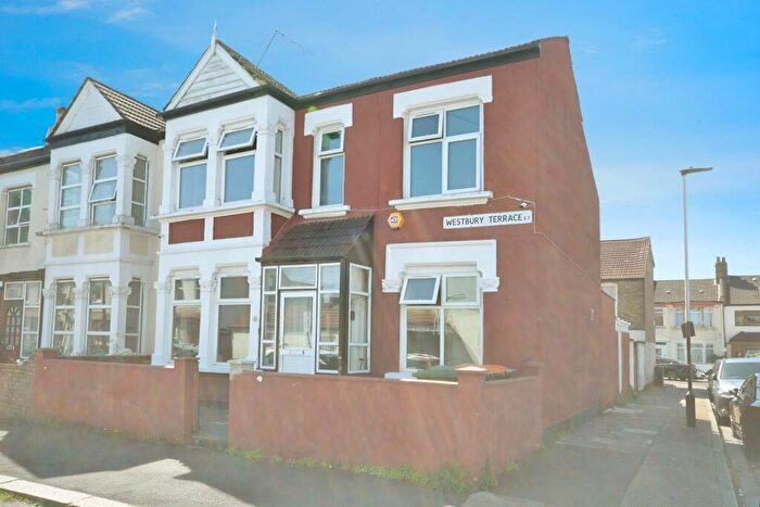 3 Bedroom End Of Terrace House For Sale In Westbury Terrace, London, E7