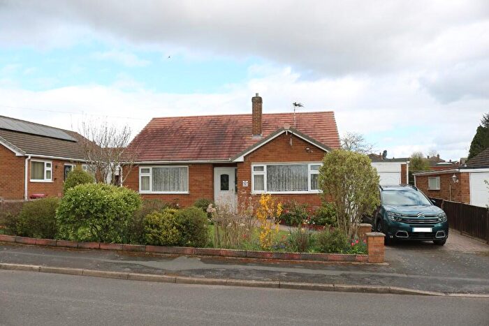 3 Bedroom Detached Bungalow For Sale In Wyvern Close, Crowle, DN17