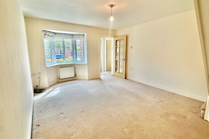 2 Bedroom End Terrace House For Sale In Starling Close, Sharston, Manchester, M22