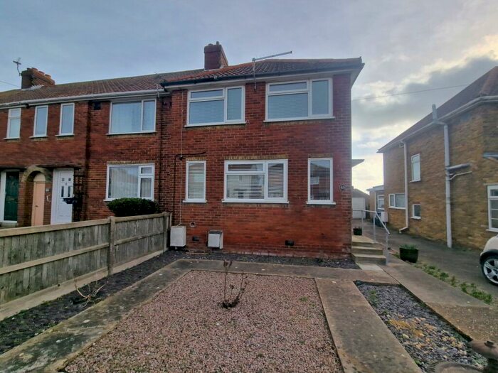 3 Bedroom Semi Detached House To Rent In Lydia Road, Walmer, CT14