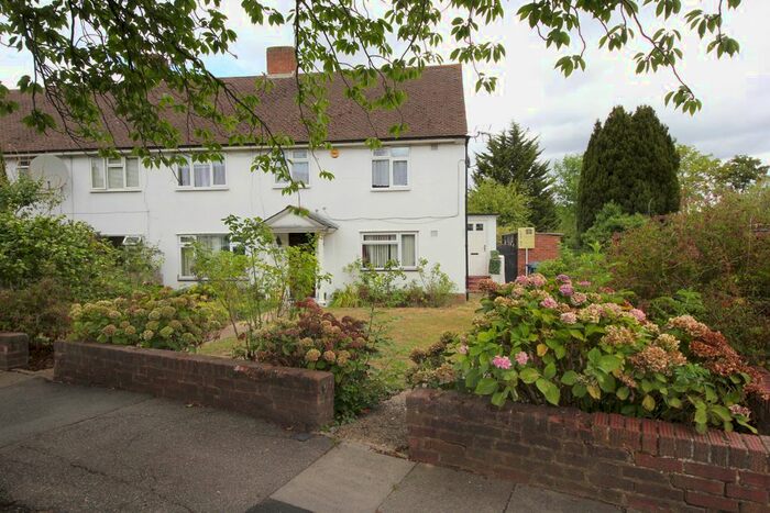 2 Bedroom Flat To Rent In Parkfield Road, Northolt, UB5