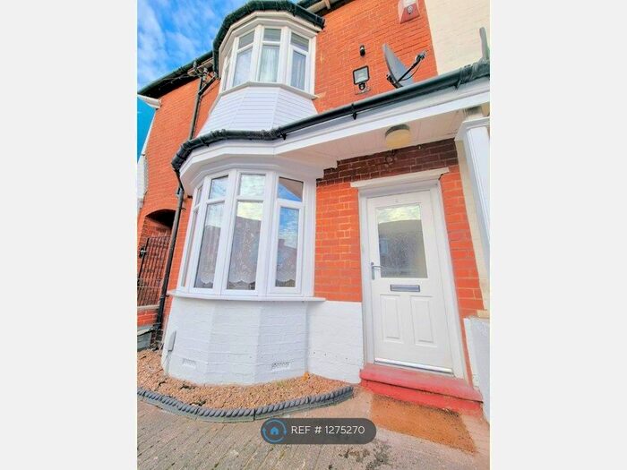 2 Bedroom Semi-Detached House To Rent In Talbot Road, Smethwick B66