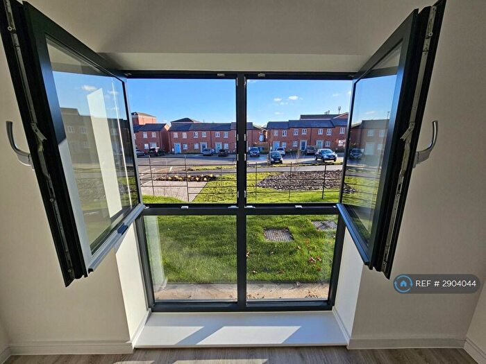 2 Bedroom Flat To Rent In Fox House, Derby, DE1