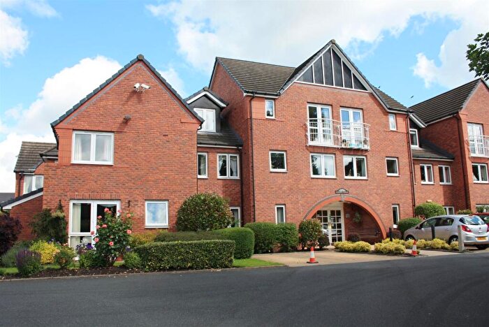 1 Bedroom Apartment For Sale In London Road, Nantwich, Cheshire, CW5