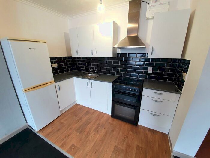 2 Bedroom Flat To Rent In Goodwin Road, Mundesley, NR11