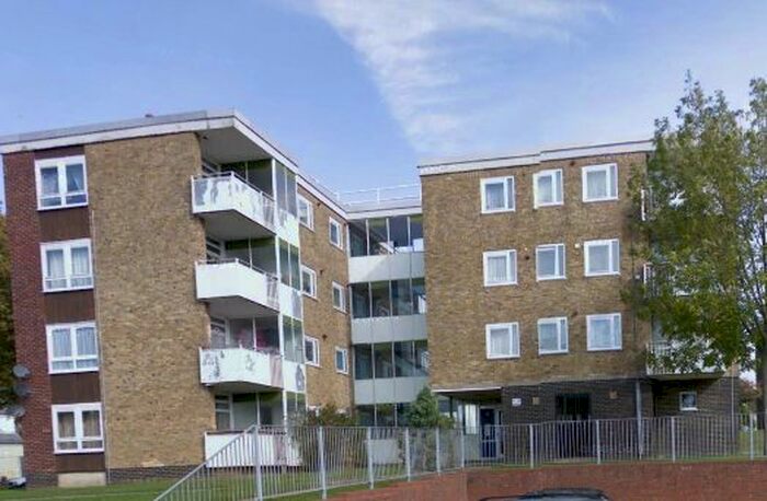 Barn Conversion To Rent In Byron Road, Southampton, SO19