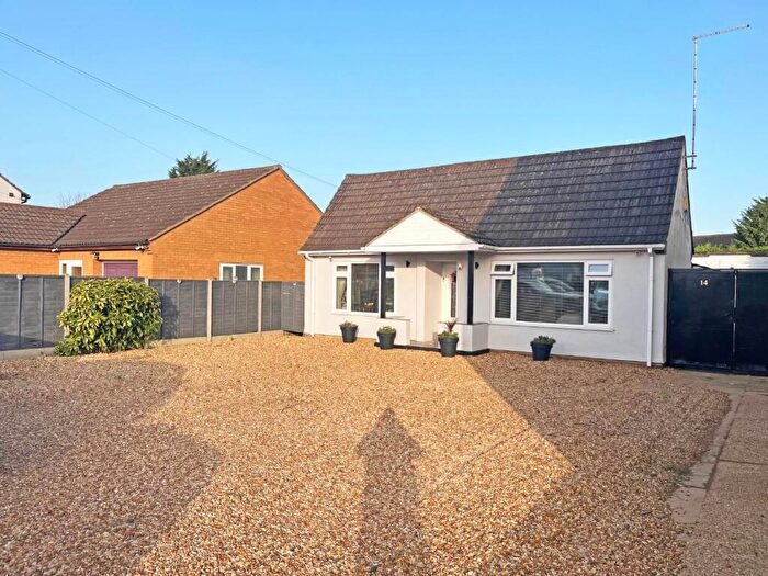 3 Bedroom Detached Bungalow For Sale In Peterborough Road, Farcet, Peterborough, PE7