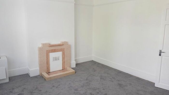 2 Bedroom Flat To Rent In Station Road, Hanwell, W7