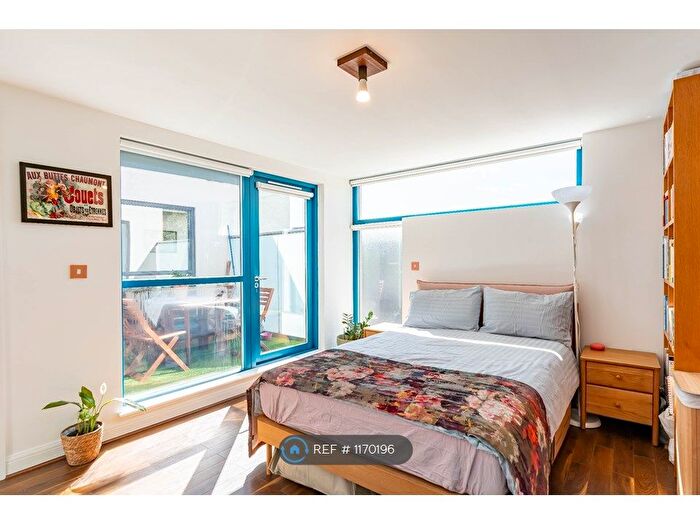 1 Bedroom Flat To Rent In Littlegate Street, Oxford, OX1