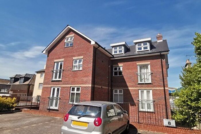 2 Bedroom Flat To Rent In Blandford Road, Poole, BH15