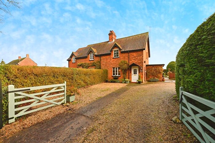 3 Bedroom Semi-Detached House For Sale In Palgrave Road, Sporle, King's Lynn, Norfolk, PE32