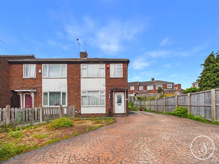 3 Bedroom End Of Terrace House To Rent In Staithe Gardens, Leeds, LS10