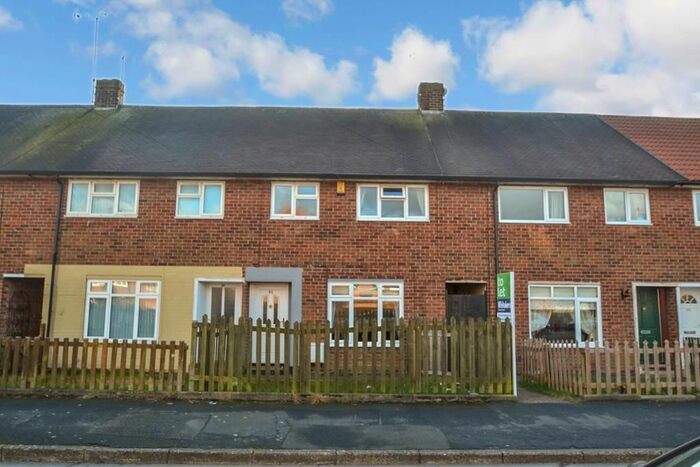 3 Bedroom Terraced House To Rent In Medina Road, Longhill, Hull, HU8