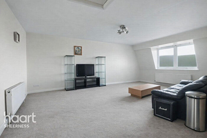 1 Bedroom Flat For Sale In High Street, Sheerness, ME12