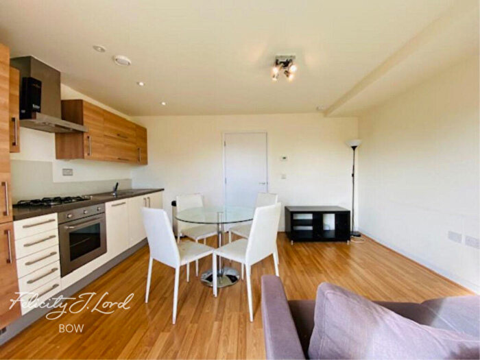 1 Bedroom Apartment To Rent In Hamlets Way, London, E3