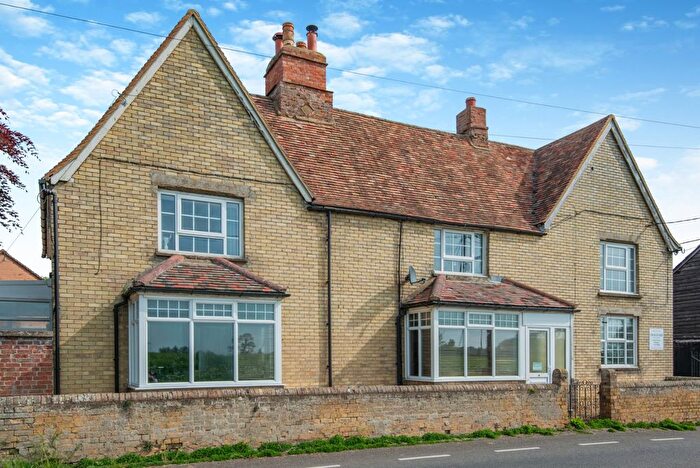 4 Bedroom Equestrian Property For Sale In Potton Road, Wrestlingworth, Sandy, Bedfordshire, SG19