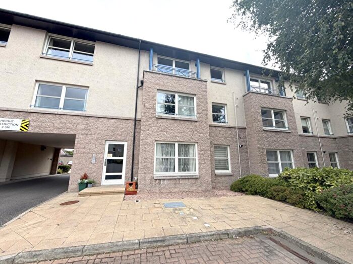 2 Bedroom Flat To Rent In Bishops Park, Inverness, IV3
