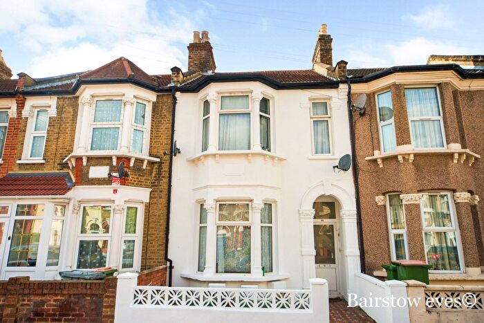 1 Bedroom Flat To Rent In Selsdon Road, London, E13